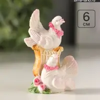 Фигурка полистоун &laquo;Голуби в розовом венке&raquo;, 6&times;4 см