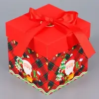 Коробка Самосборная "Дедушка мороз"  10х10х10 см