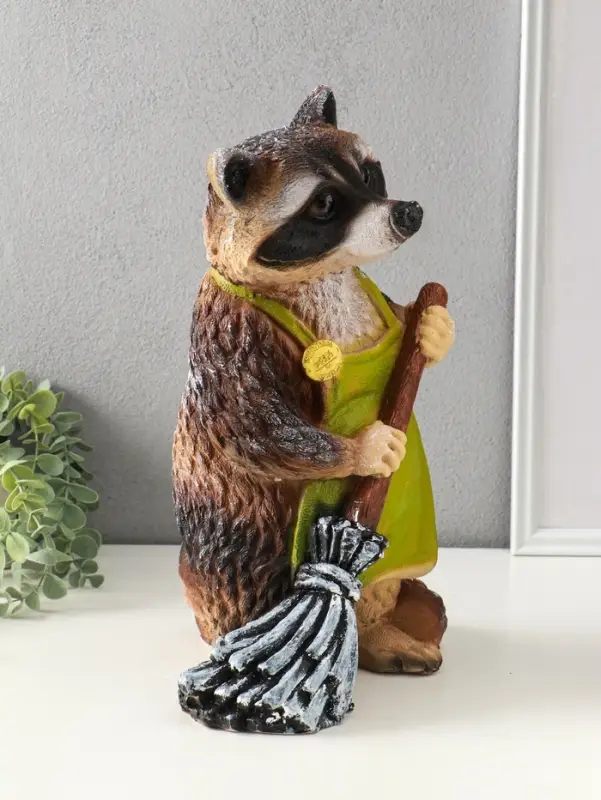 Копилка для денег &laquo;Енот с метлой&raquo;, 38&times;26&times;24, серый