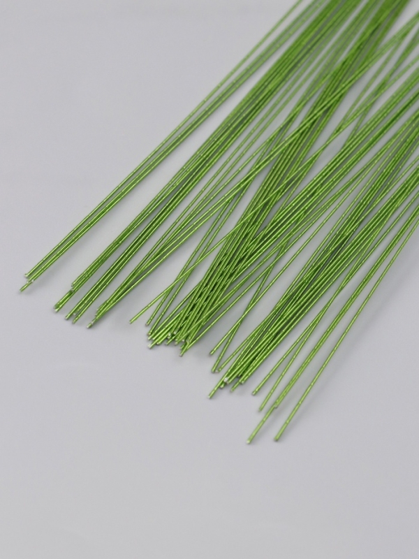 Проволока для изготовления искусственных цветов Проволока для изготовления искусственных цветов "Зелёная хром" длина 40 см сечение 0,7 мм набор 50 ш