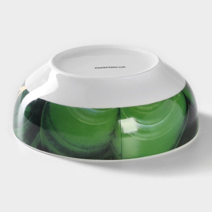 Салатник фарфоровый Доляна «Малахитовая шкатулка», 600 мл, d=15,5 см, цвет зелёный