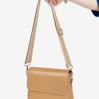 Ручка для сумки &laquo;Ромбы&raquo;, стропа, 135&plusmn;3&times;3.8 см, цвет горчичный, белый