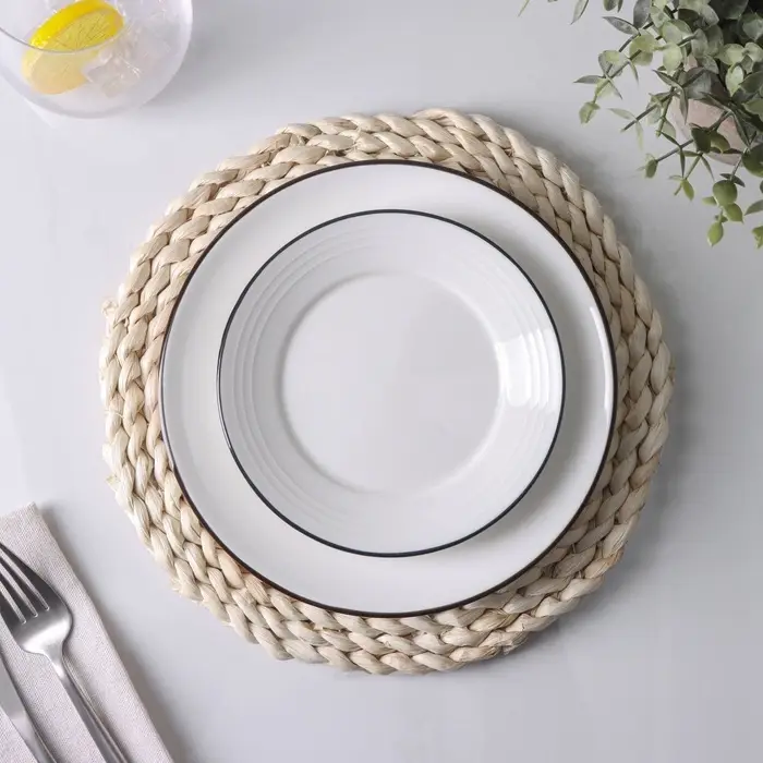 Салфетка сервировочная на стол Доляна &laquo;Косичка&raquo;, плетёная, d=25 см, бежевая