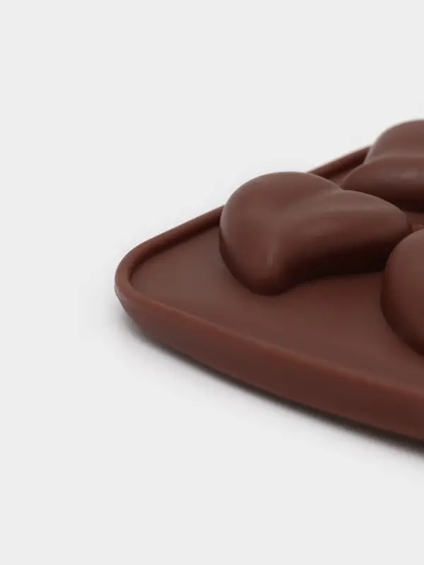 Форма для конфет и шоколада Доляна &laquo;Сердца&raquo;, силикон, 21.5&times;10.5&times;1.8 см, 15 ячеек (3&times;3 см), коричневая