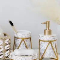 Аксессуары для ванной SAVANNA &laquo;Геометрика&raquo;, 3 предмета, мыльница, дозатор для мыла 290 мл, стакан, белые