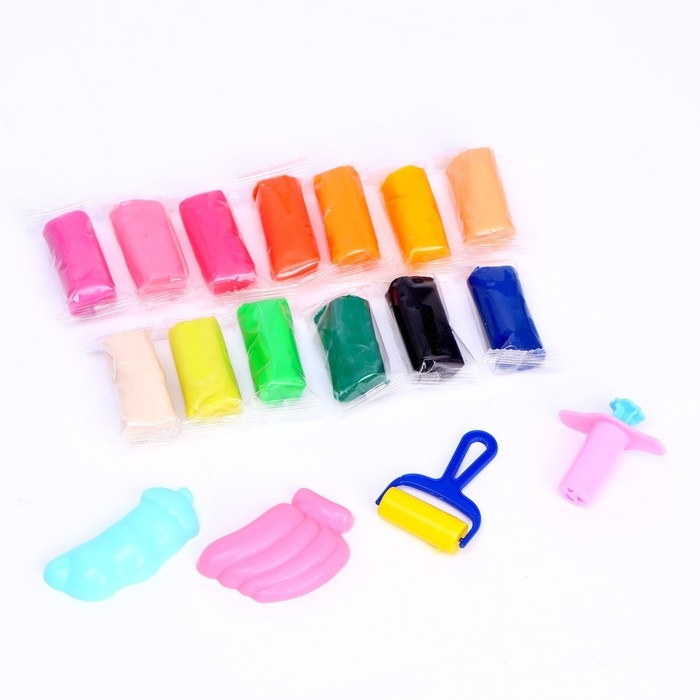 Тесто для лепки, 13 цветов, 200 г, 2 формочки, каток, шприц, цвета МИКС Тесто для лепки, 13 цветов, 200 г, 2 формочки, каток, шприц, цвета МИКС