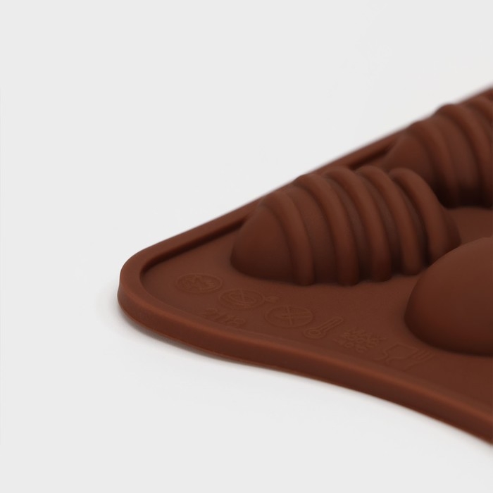 Форма для конфет и шоколада Доляна «Пасхальные яйца», силикон, 22×10,5 см, 15 ячеек (3,2×2,5 см), цвет коричневый Форма для конфет и шоколада Доляна «Пасхальные яйца», силикон, 22×10,5 см, 15 ячеек (3,2×2,5 см), цвет коричневый