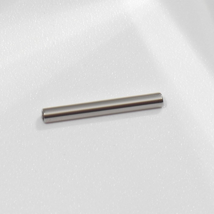 Штанга из нержавеющей стали толщина 1,2, внутренняя резьба 0,8 мм, L=10 мм Штанга из нержавеющей стали толщина 1,2, внутренняя резьба 0,8 мм, L=10 мм