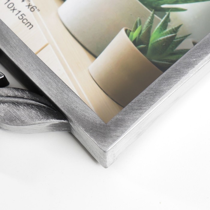 Фоторамка пластик на 3 фото 10х15 см  Фоторамка пластик на 3 фото 10х15 см "Роза в листьях" состаренное серебро 40х21,5 см