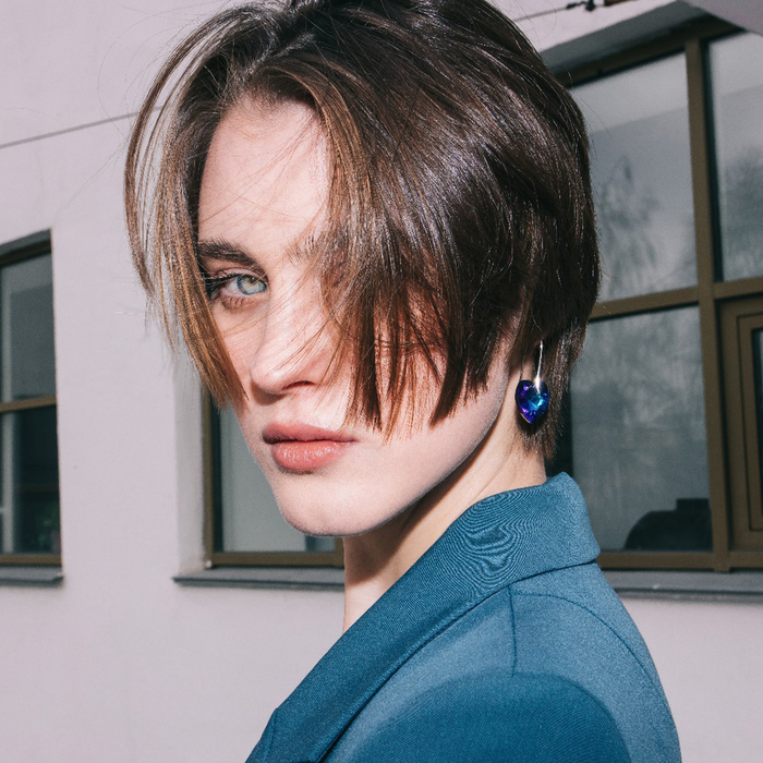 Серьги с кристаллами &laquo;Сияние сердца&raquo;, цвет синий в серебре