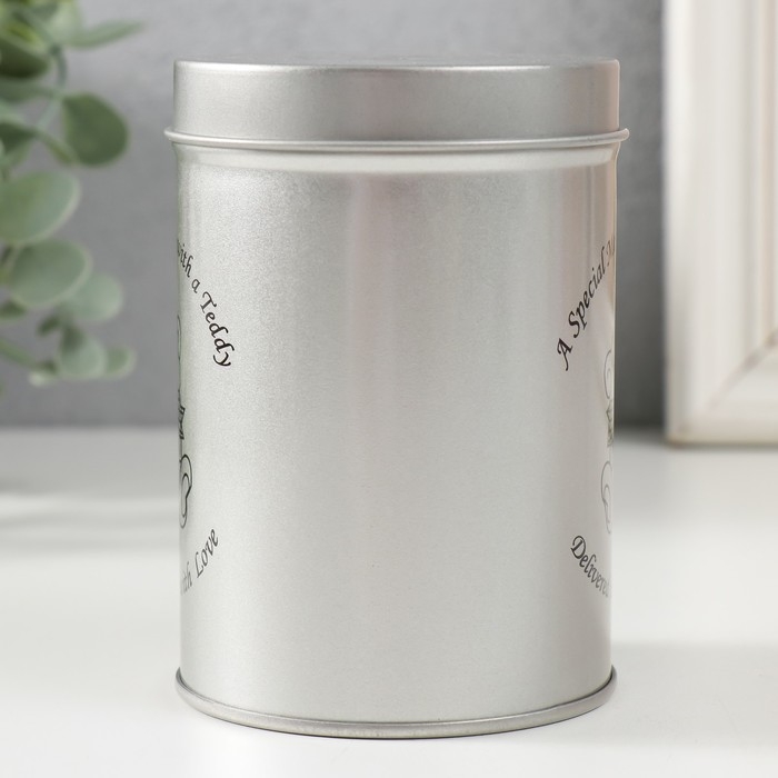 Шкатулка металл цилиндр "Медвежонок сбантом" 7,5х7,5х11 см