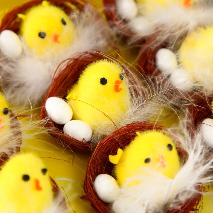 Сувенир пасхальный Сувенир пасхальный "Цыплёнок в гнёздышке с яичками" набор 12 шт 4х5х5 см