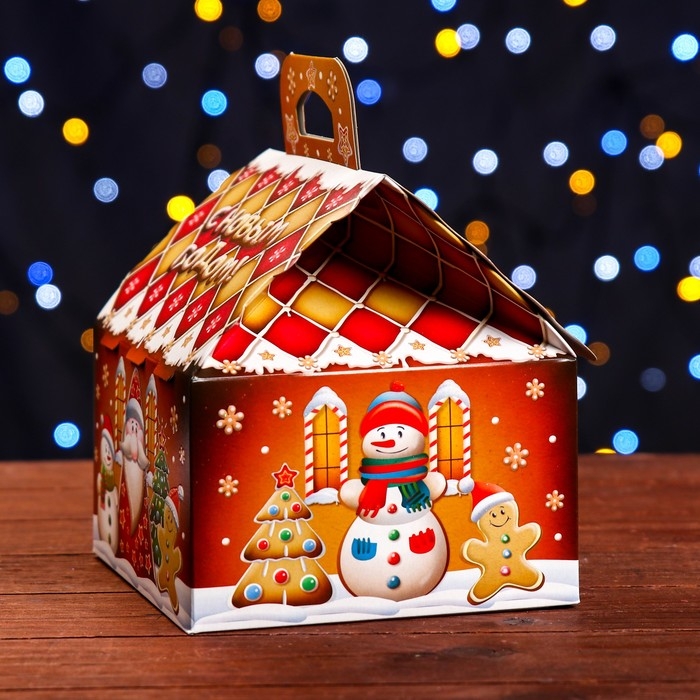 Новый год. Подарочная коробка Новый год. Подарочная коробка "Пряничный" 16 х 16 х 22 см.