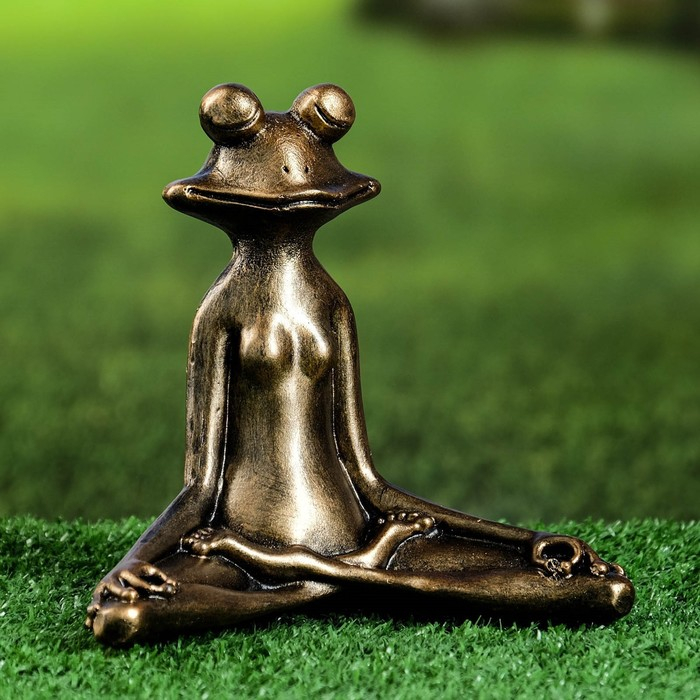 Фигура Фигура "Лягушка йог в позе лотоса" 16х16х6см, бронза