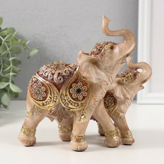 Сувенир полистоун Сувенир полистоун "Слон со слонёнком, цветы и узоры на попоне" золото и беж 15,5х10х16 см