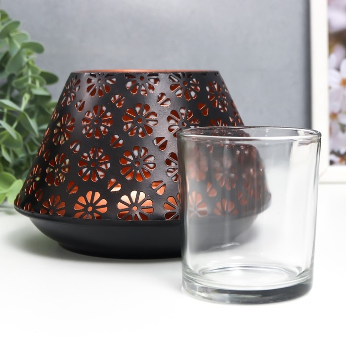 Подсвечник металл на 1 свечу Подсвечник металл на 1 свечу "Ромашки" чёрный с золотом 11,5х17х17 см