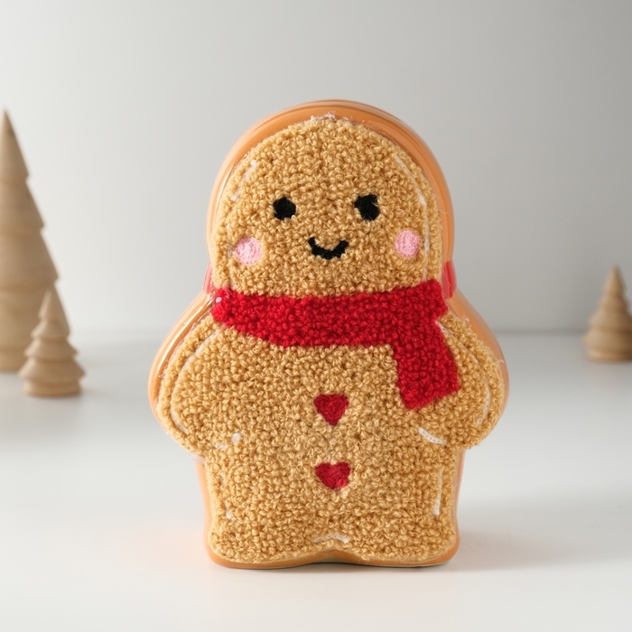 Копилка керамика  Копилка керамика "Пряничка в уютном шарфике" 7,2х12,3х15,3 см