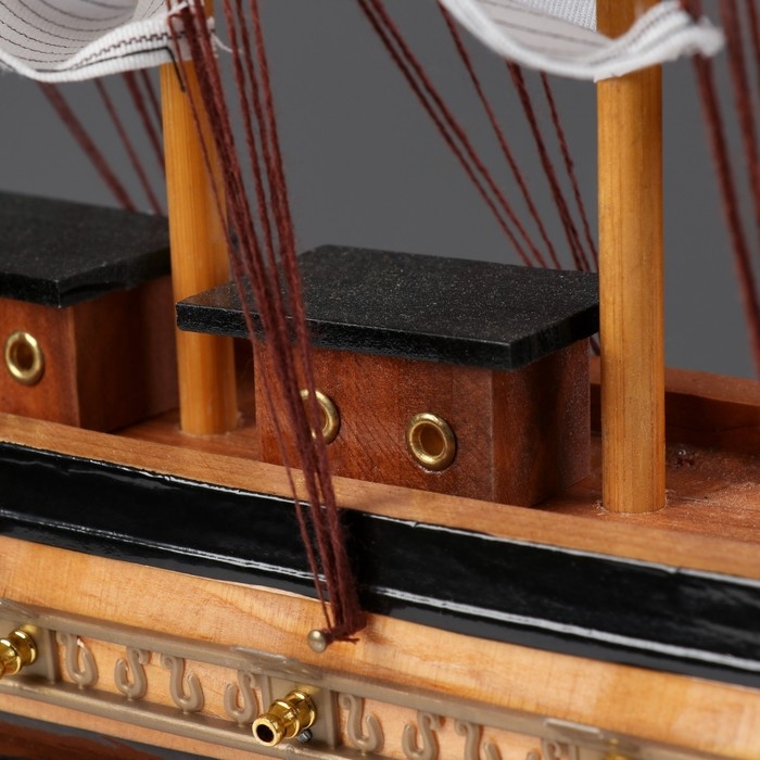 Корабль сувенирный большой «Ричмонд»