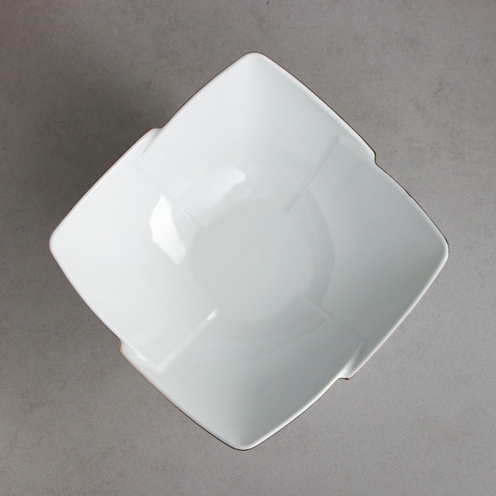 Салатник «Тюльпан», с подставкой, 2 л, золотая обводка, фарфор, Иран Салатник «Тюльпан», с подставкой, 2 л, золотая обводка, фарфор, Иран