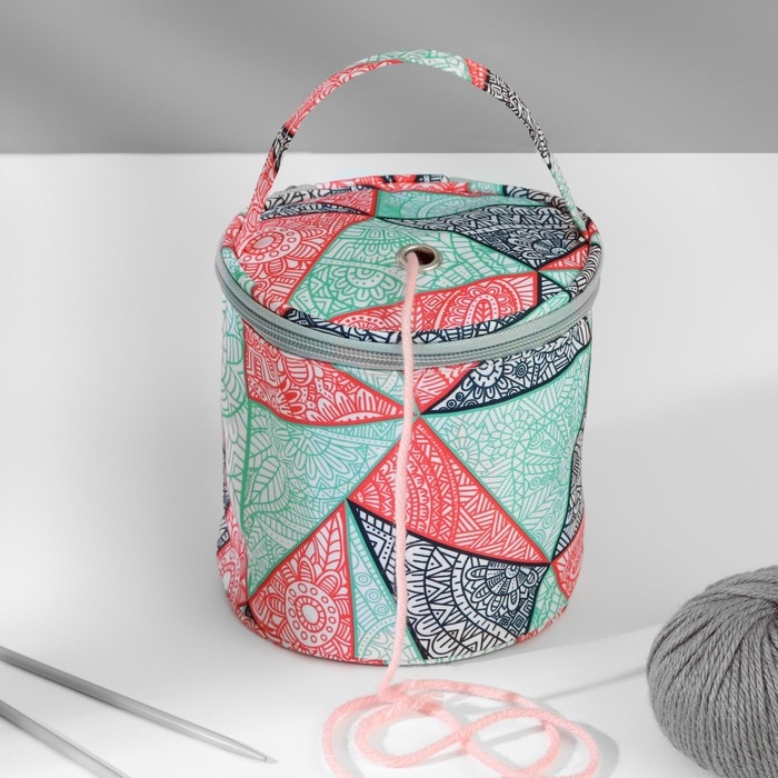 Сумка-футляр «Цветы», 1 люверс, d = 14 × 14,5 см, цвет разноцветный Сумка-футляр «Цветы», 1 люверс, d = 14 × 14,5 см, цвет разноцветный