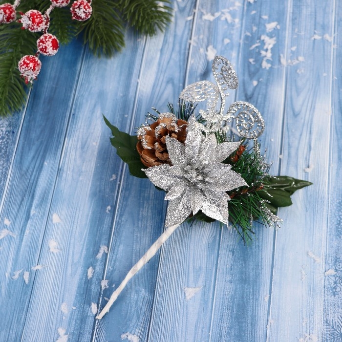 Декор  Декор "Зимние грезы" шишка серебряный цветок, 18 см