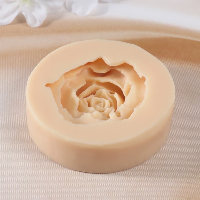 Молд силиконовый "Цветок розы" 2,5х7х7 см