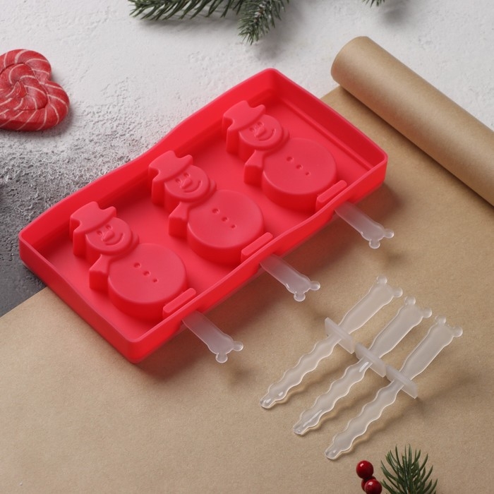Форма для мороженого новогодняя Доляна «Снеговик», силикон, 18×9×2 см, 3 ячейки, с палочками, цвет красный Форма для мороженого новогодняя Доляна «Снеговик», силикон, 18×9×2 см, 3 ячейки, с палочками, цвет красный