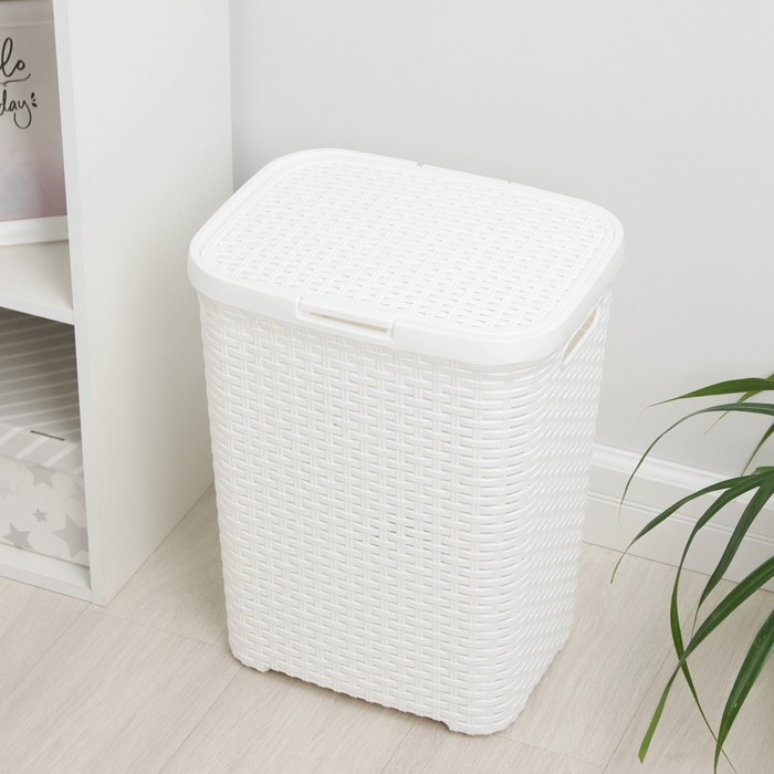 Корзина бельевая с крышкой «Ротанг», 40 л, 37×29×48 см, цвет белый Корзина бельевая с крышкой «Ротанг», 40 л, 37×29×48 см, цвет белый