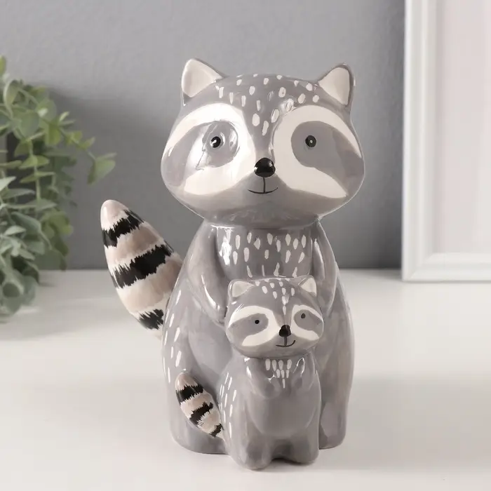 Копилка для денег &laquo;Енот с малышом&raquo;, керамика, 12.3&times;12.5&times;17.7 см