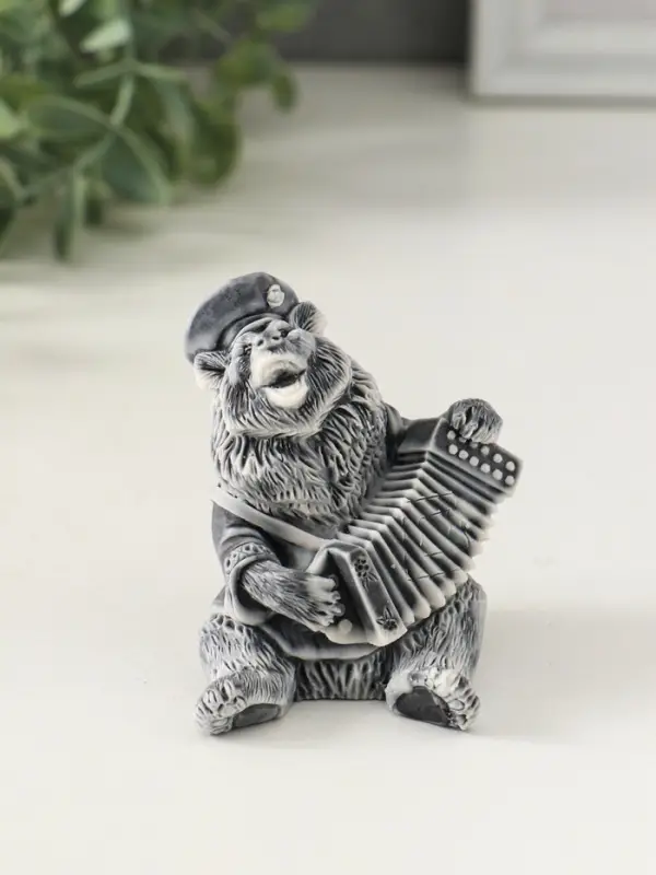 Сувенир Сувенир "Медведь играет на гармошке" 6,3 см