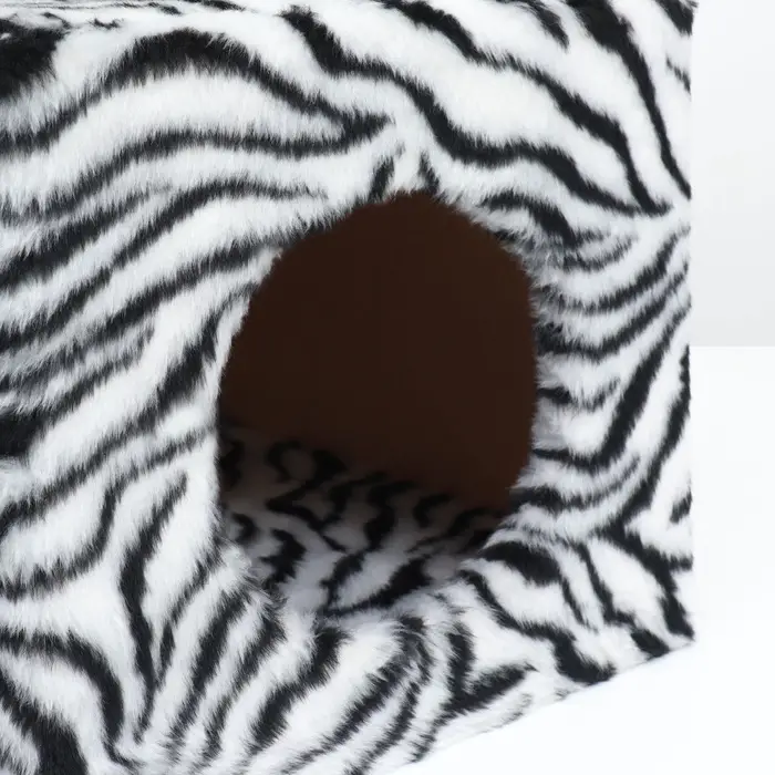 Домик для кошек с когтеточкой, 35&times;45&times;75 см, квадратный, 3х-этажный, ковролин, белый, чёрный