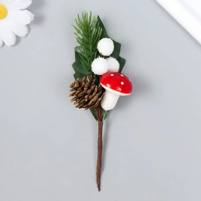 Декор для творчества Декор для творчества "Веточка ели со снегом и шишкой" 13 см