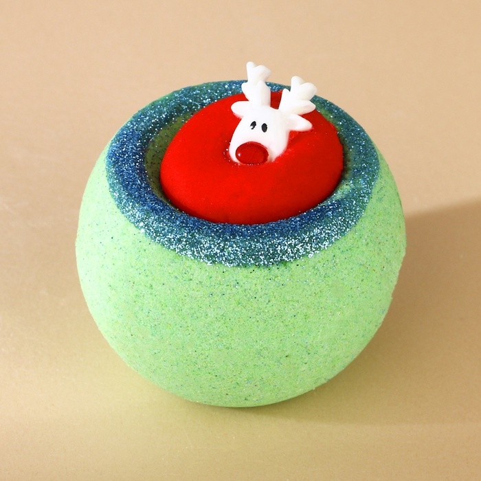 Новый Год. Бомбочка для ванны с игрушкой, 140 г, микс Новый Год. Бомбочка для ванны с игрушкой, 140 г, микс