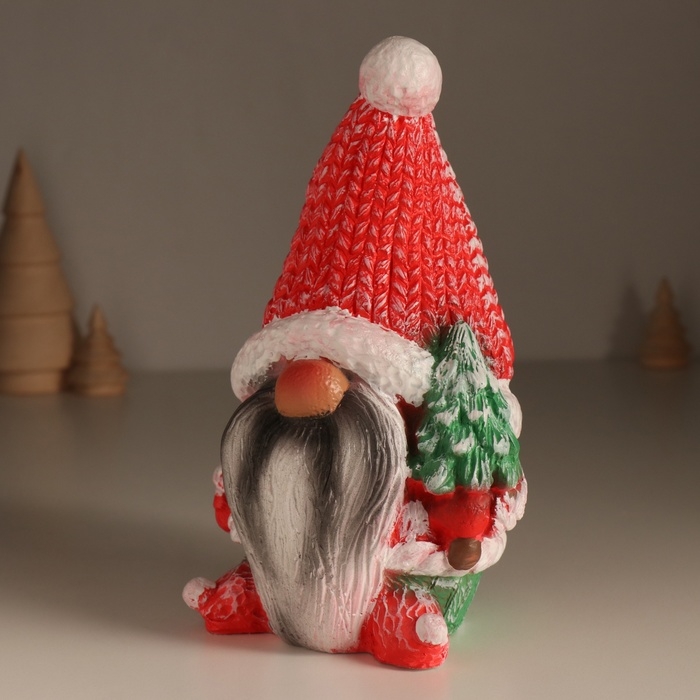 Фигурка  Фигурка "Новогодний гном"  19 х11 х 10,5 см.