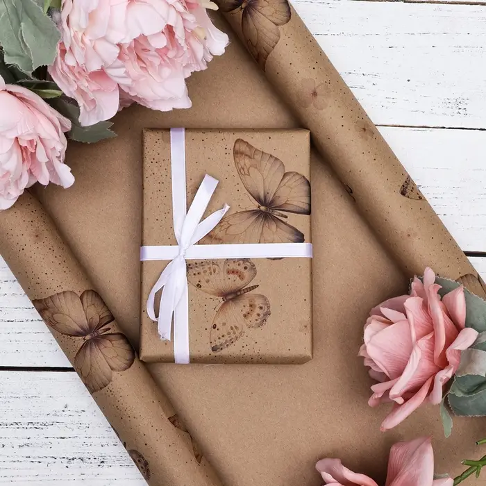 Бумага упаковочная, белая &laquo;Бабочки&raquo;, 40&times;60 см