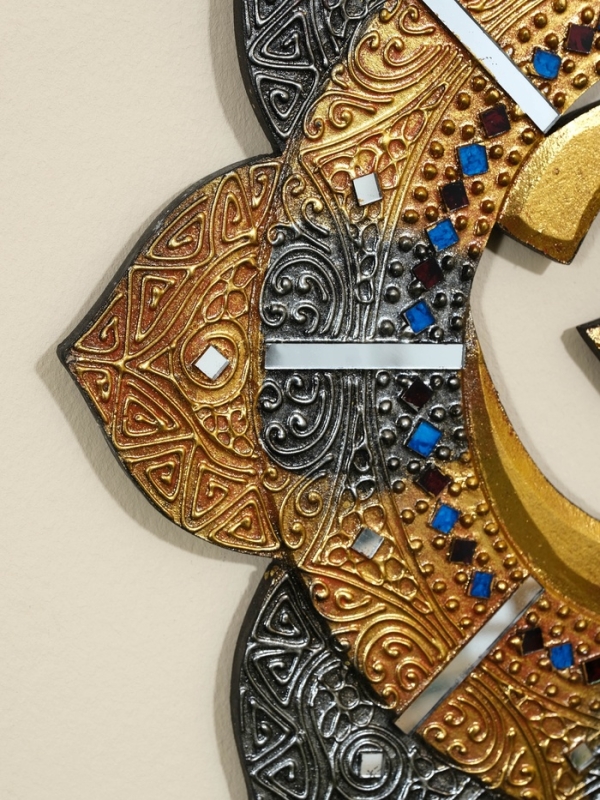 Панно резное МДФ  Панно резное МДФ "ОМ", 40х40х0,6 см, золотое основание