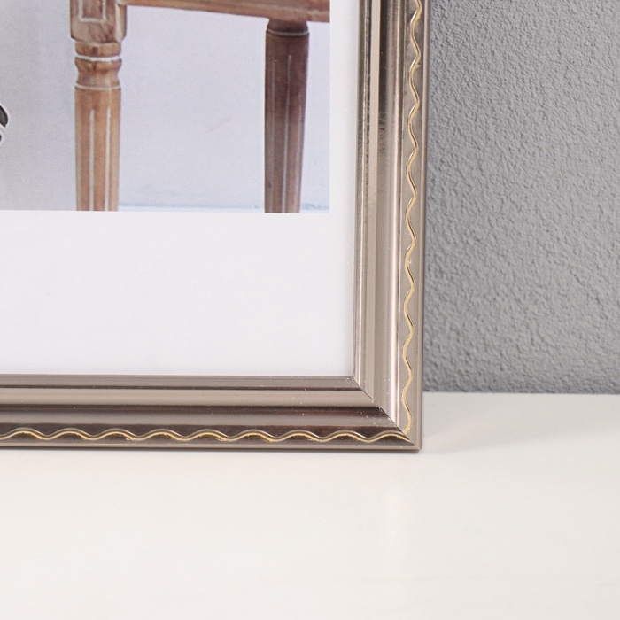 Фоторамка пластик 30х40 см Фоторамка пластик 30х40 см "Волнистая линия на серебре"" 1,3х32х42 см