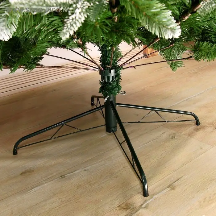 Искусственная ёлка с шишками, ягодами &laquo;Зимнее волшебство. Виктория&raquo;, 210 см, 1356 смешанные ветки на крючках