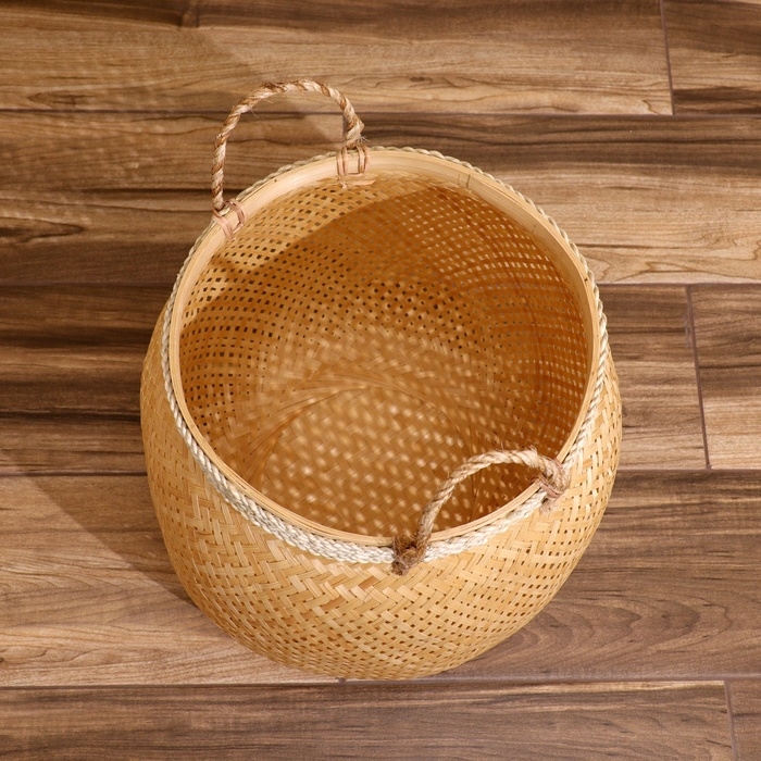 Корзина плетёная, из бамбука 40х40х40 см Корзина плетёная, из бамбука 40х40х40 см