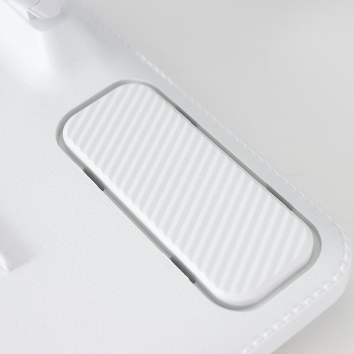 Настольная лампа сенсорная LED 10Вт АКБ USB белый 17х25,5х29 см Настольная лампа сенсорная LED 10Вт АКБ USB белый 17х25,5х29 см