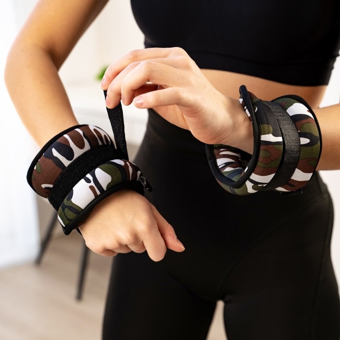 Утяжелители неопреновые ONLYTOP, 2 шт. х 1,5 кг, цвет милитари Утяжелители неопреновые ONLYTOP, 2 шт. х 1,5 кг, цвет милитари