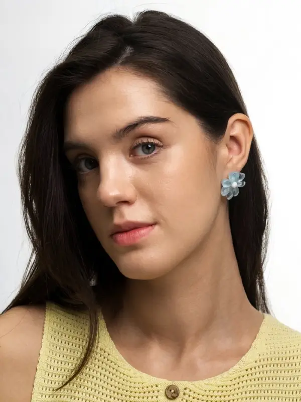 Серьги пластик &laquo;Цветочек летний&raquo;, с блёсткой, голубые