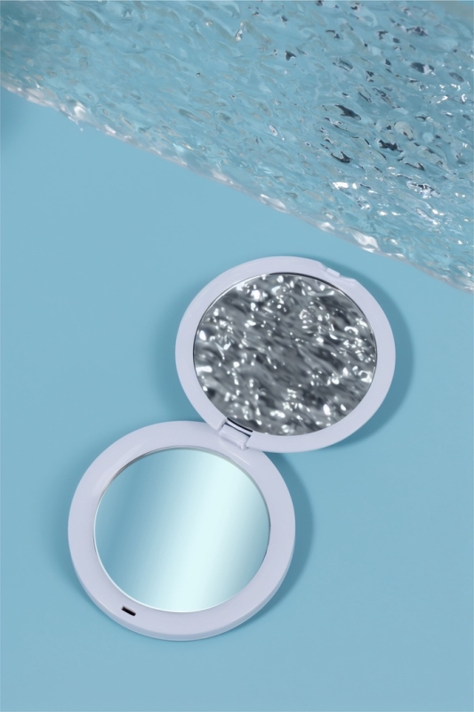 Зеркало складное «Витраж», d = 7,3 см, цвет голубой