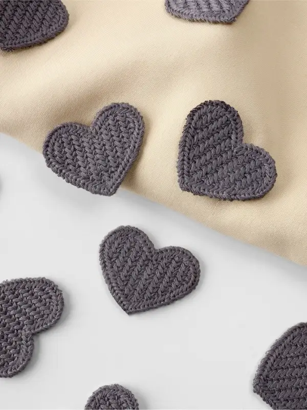 Аппликация для одежды «Сердце», текстильная, 3.5×3 см, 10 шт., серая Аппликация для одежды «Сердце», текстильная, 3.5×3 см, 10 шт., серая