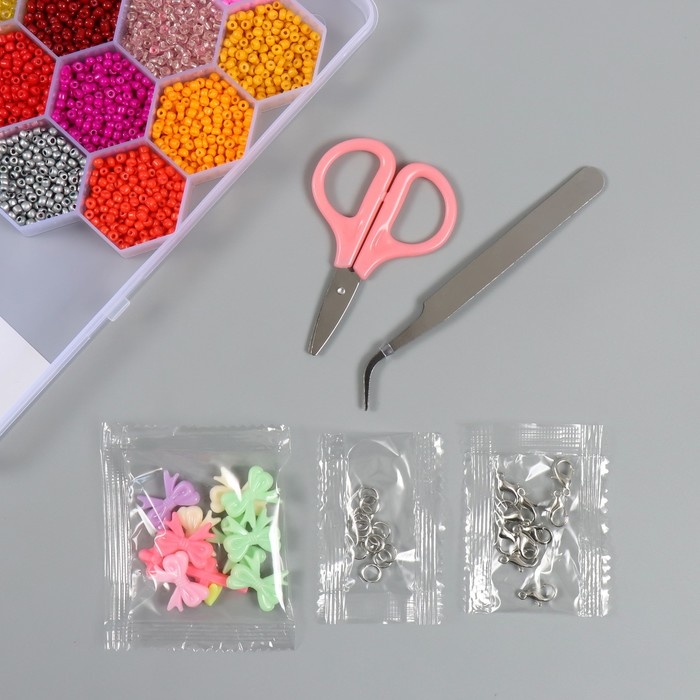 Бисер стекло 8/0, 12/0 в шкатулке  Бисер стекло 8/0, 12/0 в шкатулке "Осень" бусины, эласт. нить, ножницы, пинцет 20х20х1,8 см   102431