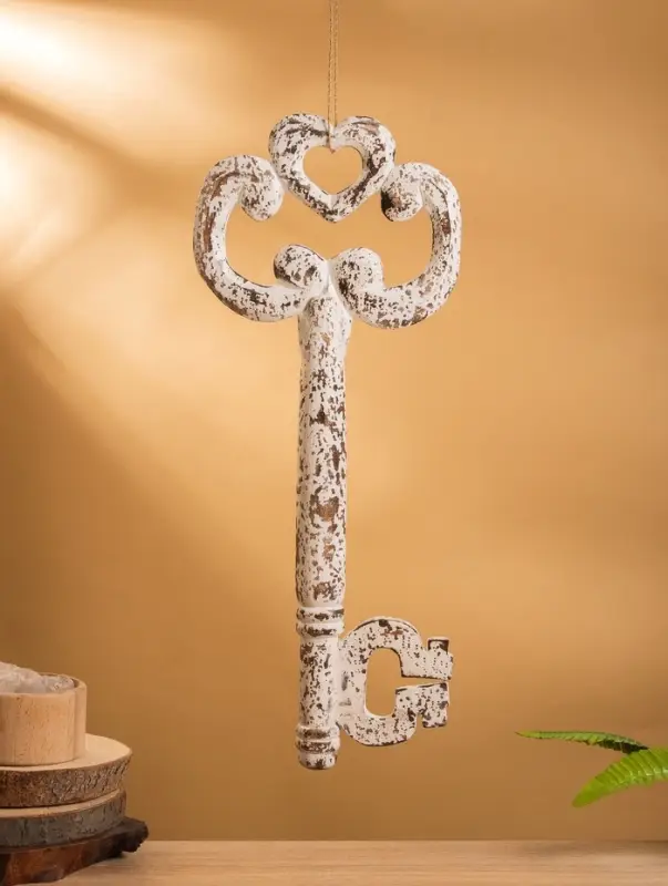 Сувенир «Ключ от счастья», 55×4×22 см, дерево Сувенир «Ключ от счастья», 55×4×22 см, дерево