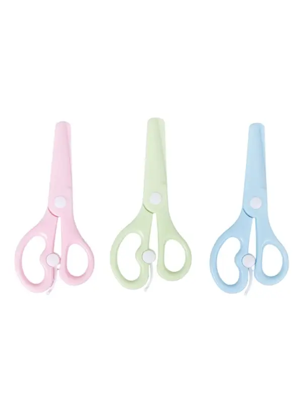 Ножницы 13.5 см пластиковые, с фиксатором, закругленные концы, в картонной коробке, МИКС