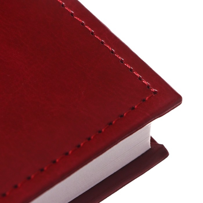 Ежедневник недатированный А5, 160 листов  Ежедневник недатированный А5, 160 листов "Небраска", перфорация углов, бордовый