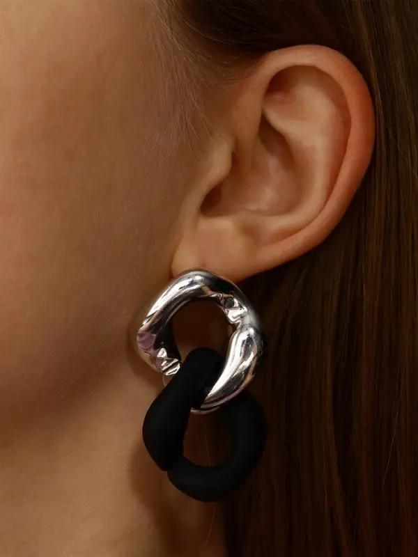 Серьги металл &laquo;Цепь&raquo;, диагональ, 2 полых ромба, серебристо-чёрные