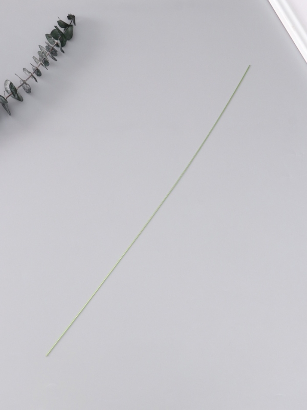 Проволока для изготовления искусственных цветов Проволока для изготовления искусственных цветов "Зелёная хром" длина 40 см сечение 0,7 мм набор 50 ш